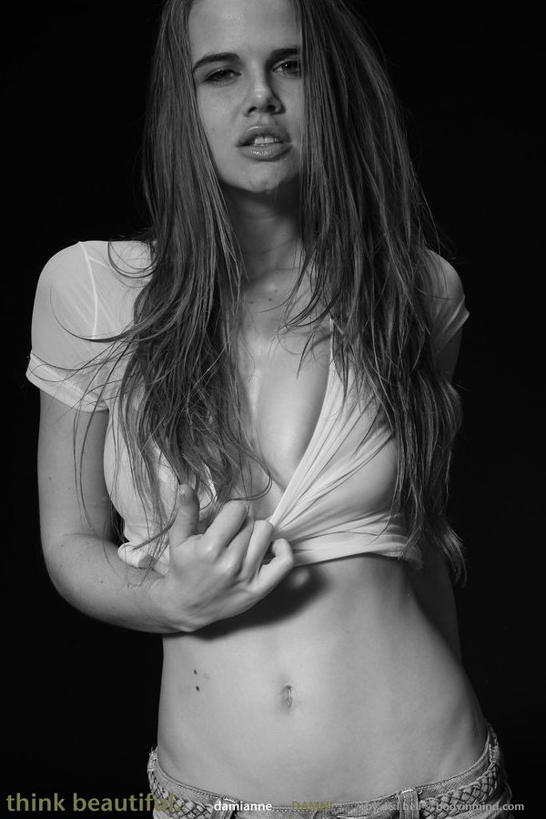 София, 34